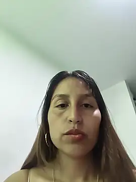 Snapshot of IsabellaaSwann chatting on November 14, 2025, 12:20 pm IsabellaaSwann online show from November 14, 2025, 12:20 pm