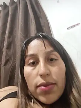 Snapshot of IsabellaaSwann chatting on November 18, 2025, 12:26 am IsabellaaSwann online show from November 18, 2025, 12:26 am