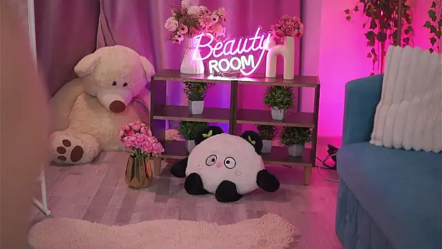 Snapshot of ElyssawetXX chatting on February 14, 2026, 7:47 pm ElyssawetXX online show from February 14, 2026, 7:47 pm