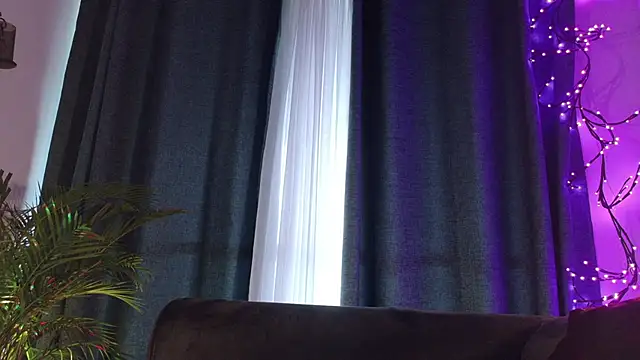 Snapshot of grayce__blossoms chatting on January 13, 2026, 10:24 pm grayce blossoms online show from January 13, 2026, 10:24 pm