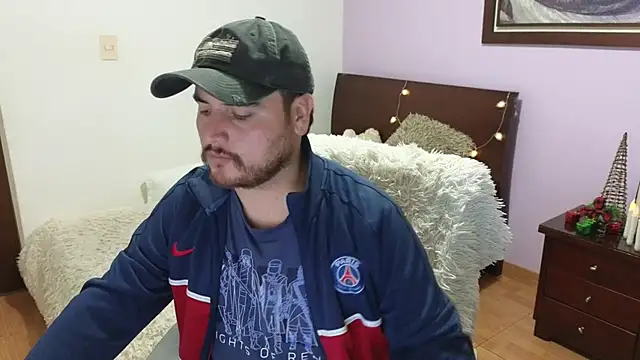 Snapshot of LiamConan chatting on November 20, 2025, 1:39 am LiamConan online show from November 20, 2025, 1:39 am