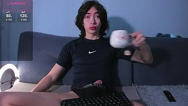 Snapshot of AlanReckless chatting on February 6, 2026, 8:43 am AlanReckless online show from February 6, 2026, 8:43 am