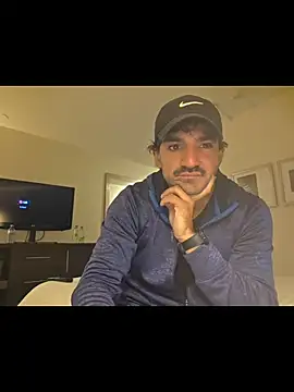 piggylatino online show from December 16, 2025, 5:17 pm