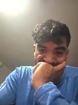 piggylatino online show from April 3, 2026, 5:03 am