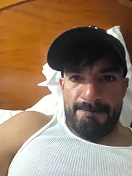 piggylatino online show from March 31, 2026, 11:12 am