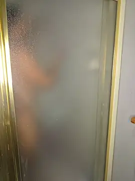 piggylatino online show from February 27, 2026, 12:22 am