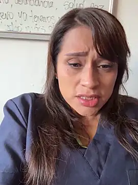 valeria absurdah online show from December 16, 2025, 9:52 pm