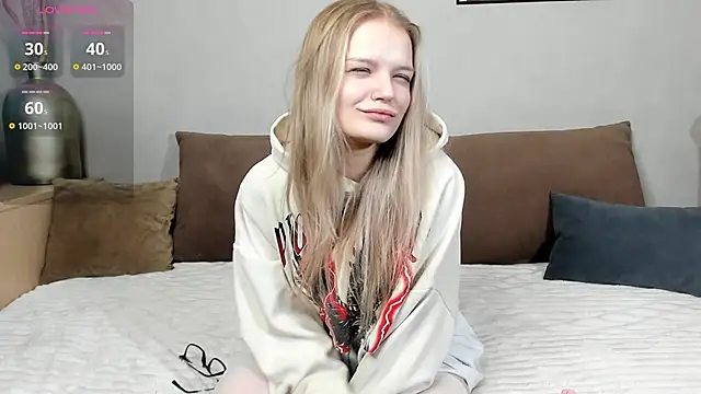 MicheleHonas online show from December 2, 2025, 5:25 pm