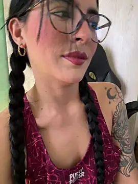 Cristal Cerati  online show from December 15, 2025, 4:46 pm