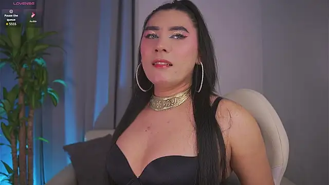 Snapshot of yourlatina_emely chatting on February 12, 2026, 10:48 am yourlatina emely online show from February 12, 2026, 10:48 am