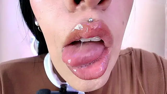 Snapshot of catte_jensen chatting on February 28, 2026, 2:44 am catte jensen online show from February 28, 2026, 2:44 am