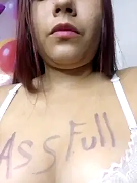 Snapshot of Girl_Nasty_Dirty chatting on December 2, 2025, 3:19 am Girl Nasty Dirty online show from December 2, 2025, 3:19 am