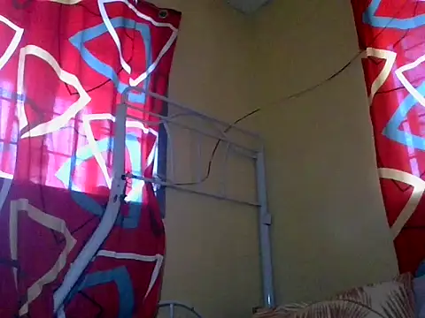 loriepinay46 online show from June 6, 2026, 10:59 pm