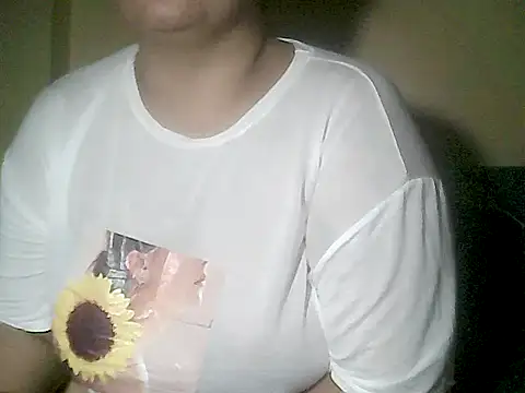 loriepinay46 online show from April 9, 2026, 10:10 am