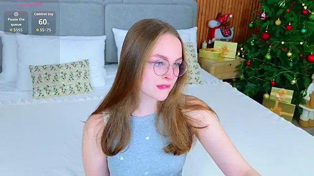 MadisonSmitt online show from January 13, 2026, 5:11 am