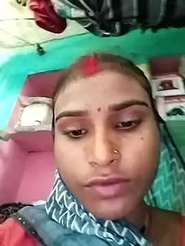 Big Lovexx online show from April 10, 2026, 9:27 am