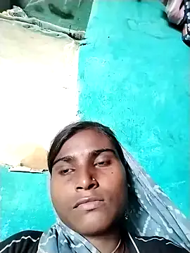 Big Lovexx online show from December 2, 2025, 9:11 am