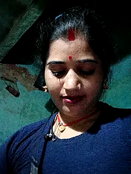 Hot kamla online show from December 1, 2025, 3:24 pm