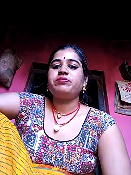 Hot kamla online show from April 16, 2026, 11:33 am