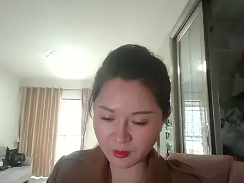 Snapshot of Eive_668 chatting on November 18, 2025, 6:39 am Eive 668 online show from November 18, 2025, 6:39 am