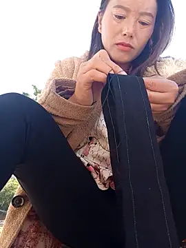 Snapshot of Lyly_sexyy chatting on November 30, 2025, 1:17 am Lyly sexyy online show from November 30, 2025, 1:17 am