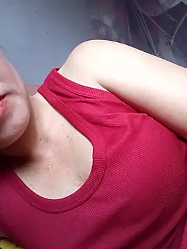 Snapshot of Lyly_sexyy chatting on January 17, 2026, 5:33 am Lyly sexyy online show from January 17, 2026, 5:33 am