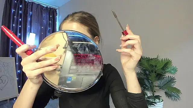 Aurora Glow21 online show from February 17, 2026, 4:21 am