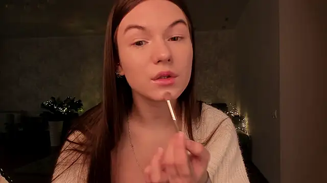 luna lust 212 online show from April 13, 2026, 4:27 am