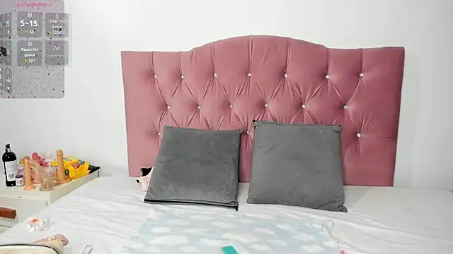 Julia roberss online show from November 28, 2025, 3:17 am