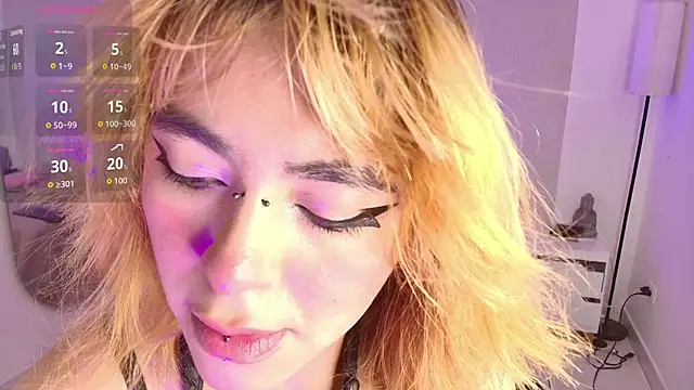 NinaSakura Eup online show from December 15, 2025, 11:38 am