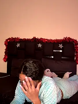 Weendolyn  online show from December 3, 2025, 3:00 pm