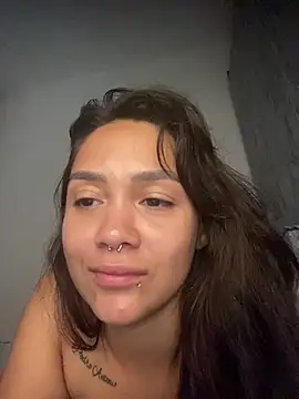 Snapshot of carolsapequinha chatting on July 1, 2026, 3:45 pm carolsapequinha online show from July 1, 2026, 3:45 pm