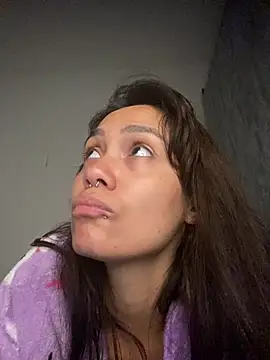 Snapshot of carolsapequinha chatting on June 26, 2026, 5:41 pm carolsapequinha online show from June 26, 2026, 5:41 pm