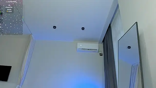 Sakura  frostt online show from January 15, 2026, 2:20 pm