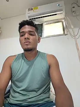 Snapshot of SeductivoX chatting on November 12, 2025, 8:01 pm SeductivoX online show from November 12, 2025, 8:01 pm