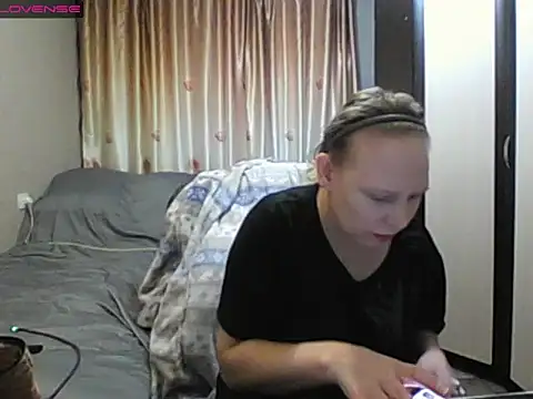 JenniDeep online show from March 8, 2026, 1:55 am