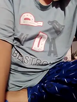 Snapshot of isha_sharma2002 chatting on May 19, 2026, 4:03 pm isha sharma2002 online show from May 19, 2026, 4:03 pm