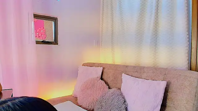 lizzy kane online show from March 29, 2026, 8:10 pm