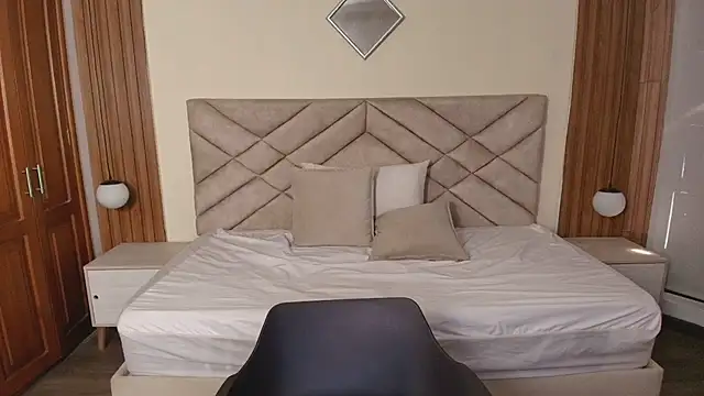 Laracooper  online show from March 20, 2026, 7:26 pm