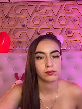 MelanyyJhonson15 online show from February 20, 2026, 6:26 am