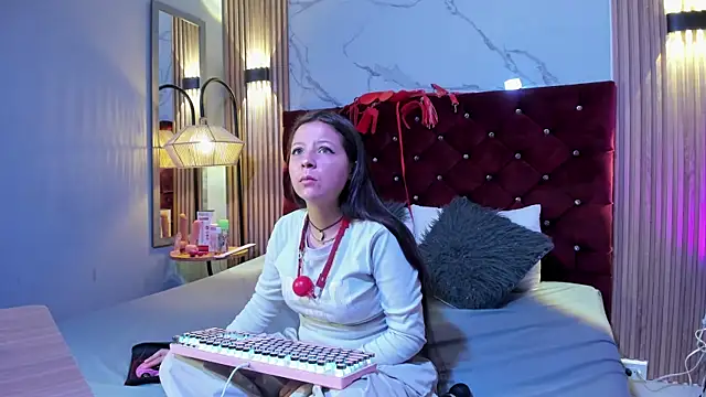 Danna-Rouse online show from February 27, 2026, 12:27 pm