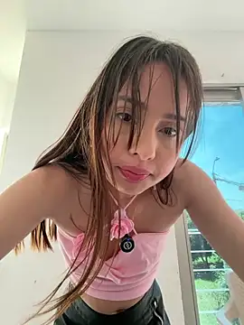 Snapshot of ginny_ross chatting on February 10, 2026, 5:12 pm ginny ross online show from February 10, 2026, 5:12 pm