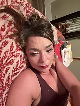 Snapshot of miatate chatting on May 11, 2026, 9:32 am miatate online show from May 11, 2026, 9:32 am