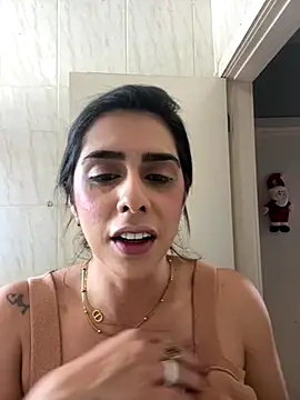 Monahliza online show from December 5, 2025, 12:26 pm