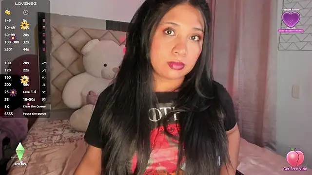 Snapshot of Sweettpepper25 chatting on December 1, 2025, 8:37 am Sweettpepper25 online show from December 1, 2025, 8:37 am