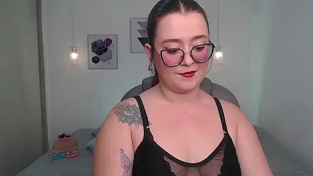 selene rouse  online show from May 31, 2026, 9:26 pm