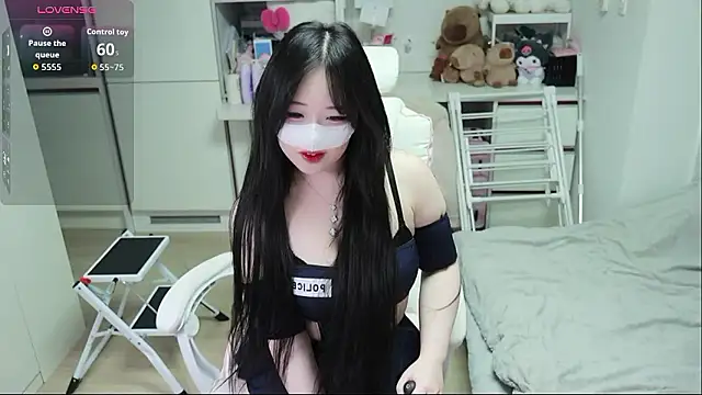 kimhyeona2005 online show from March 23, 2026, 12:05 pm