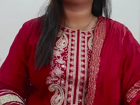 Snapshot of Saira_Hotty chatting on November 14, 2025, 7:01 am Saira Hotty online show from November 14, 2025, 7:01 am