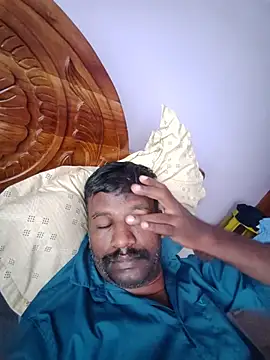 Snapshot of Paramkeerthi chatting on June 22, 2026, 2:39 am Paramkeerthi online show from June 22, 2026, 2:39 am