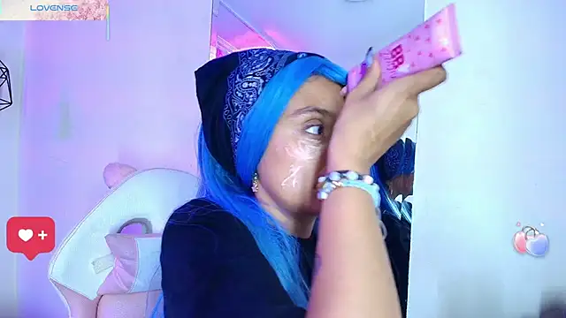 tsuky nekoo online show from November 22, 2025, 2:10 am